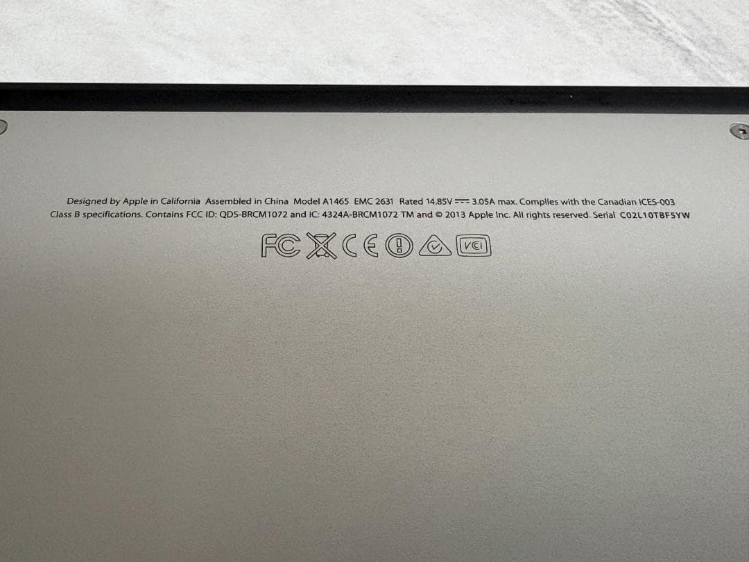 Apple MacBook Air 11-inch Mid 2013 シルバー