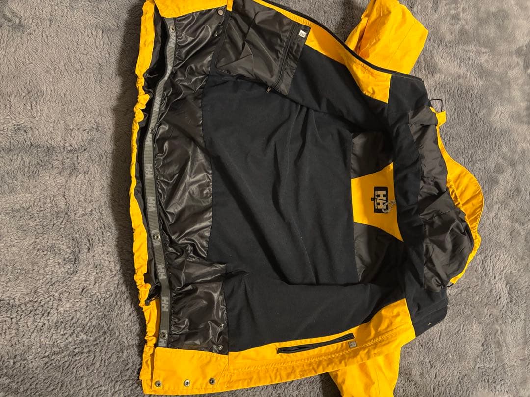 Helly Hansen マウンテンパーカー