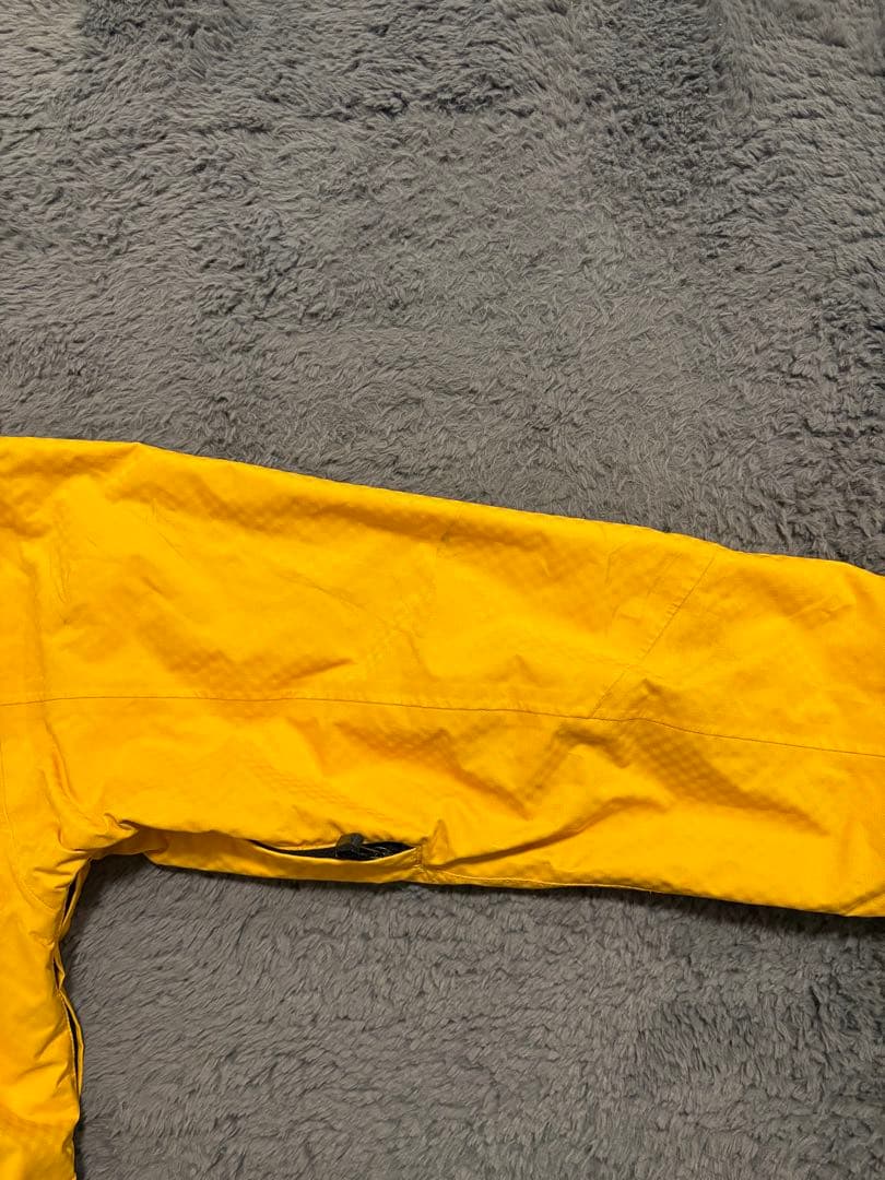 Helly Hansen マウンテンパーカー