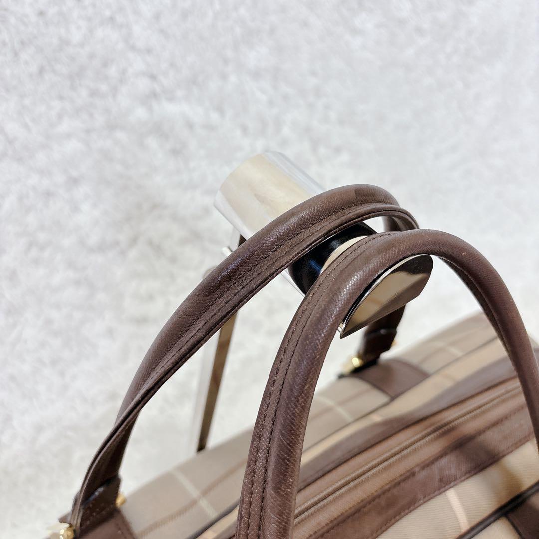 美品　バーバリー　ボストンバッグ　ノバチェック　ホースロゴ　玉虫色　大容量