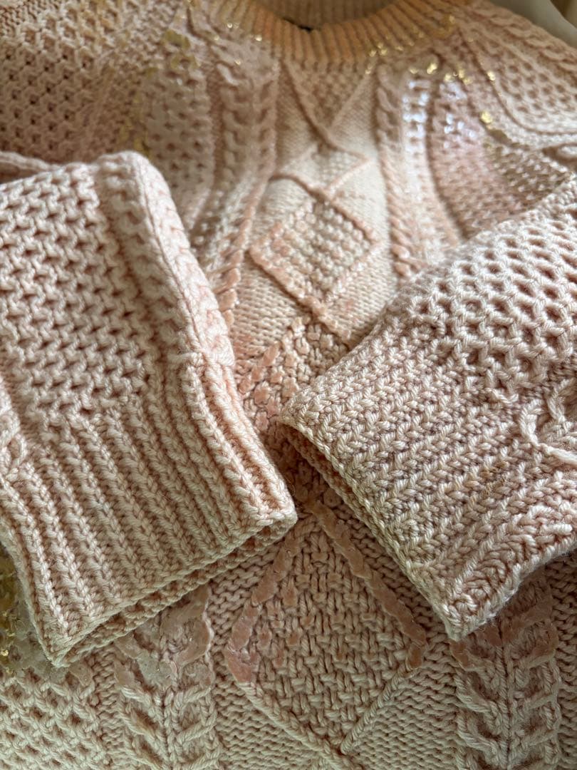 YUKI FUJISAWA箔プリント ケーブルニットセーター ピンク