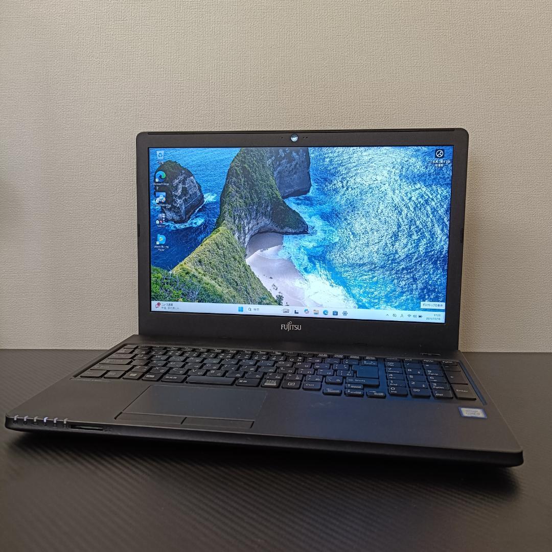 ノートPC 第8世代 i3 SSD 512GB メモリ8GB 富士通 カメラ