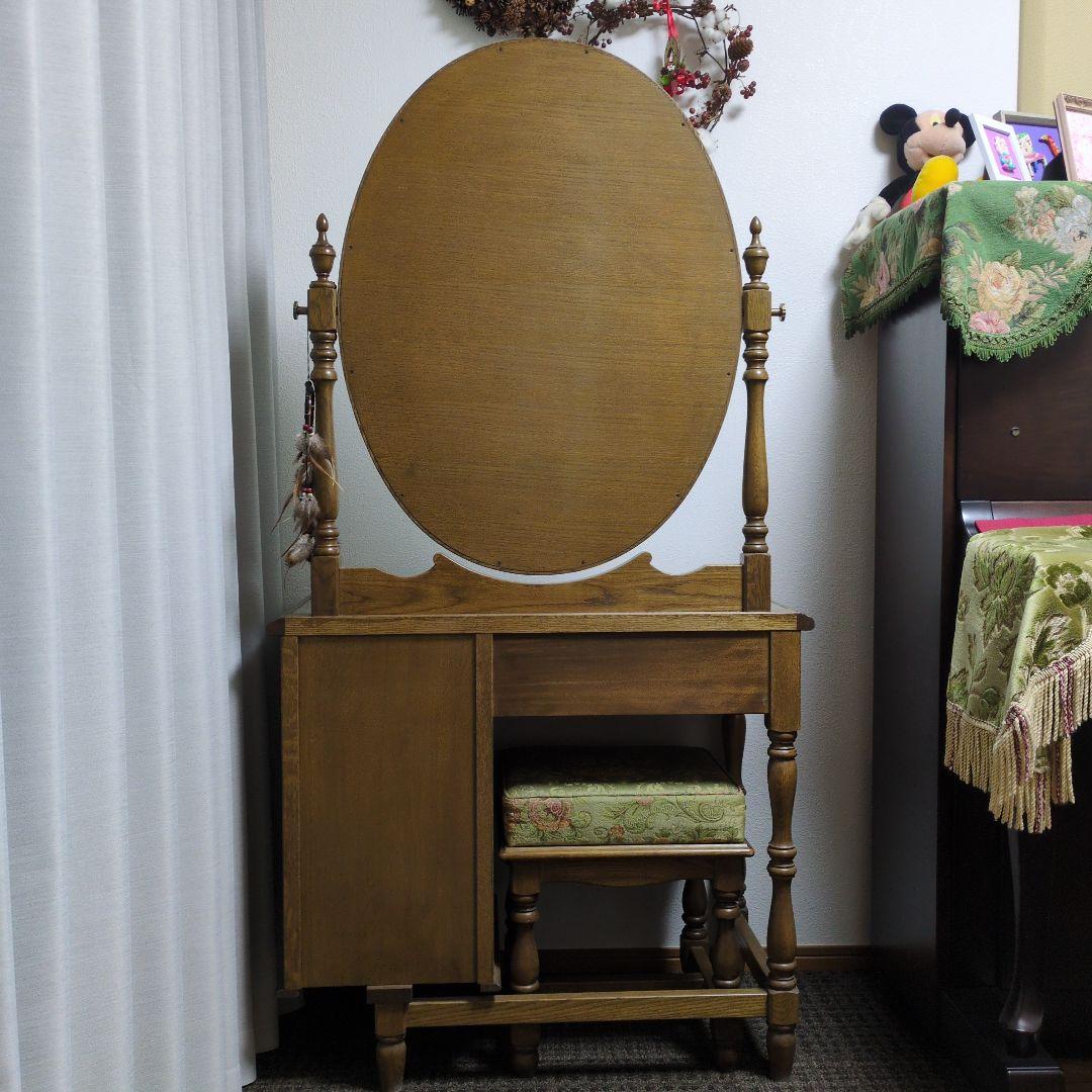 一面鏡の鏡台（ドレッサー）