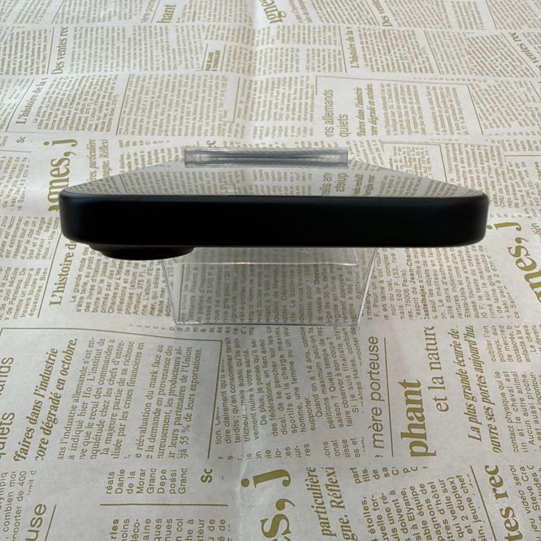【極美品】iPhone 16 128GB ブラック SIMフリー 美品