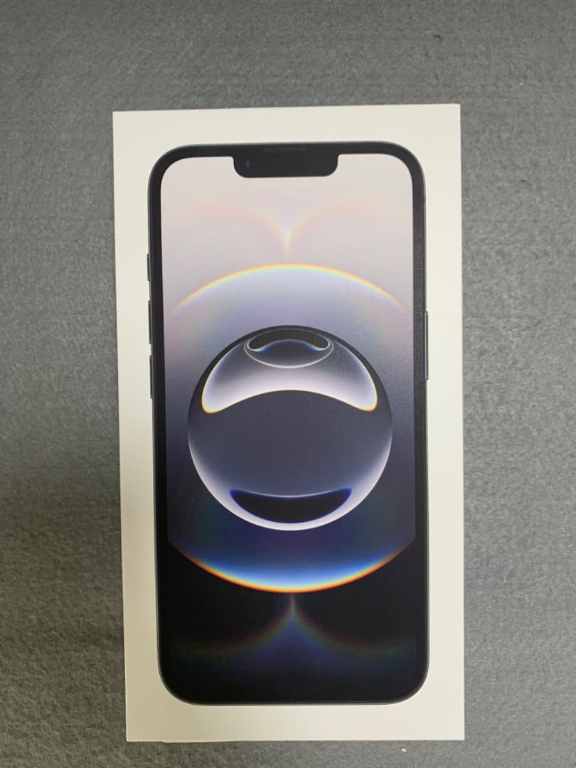 新品未開封 Appleストア版 SIMフリー iPhone16e 256GB