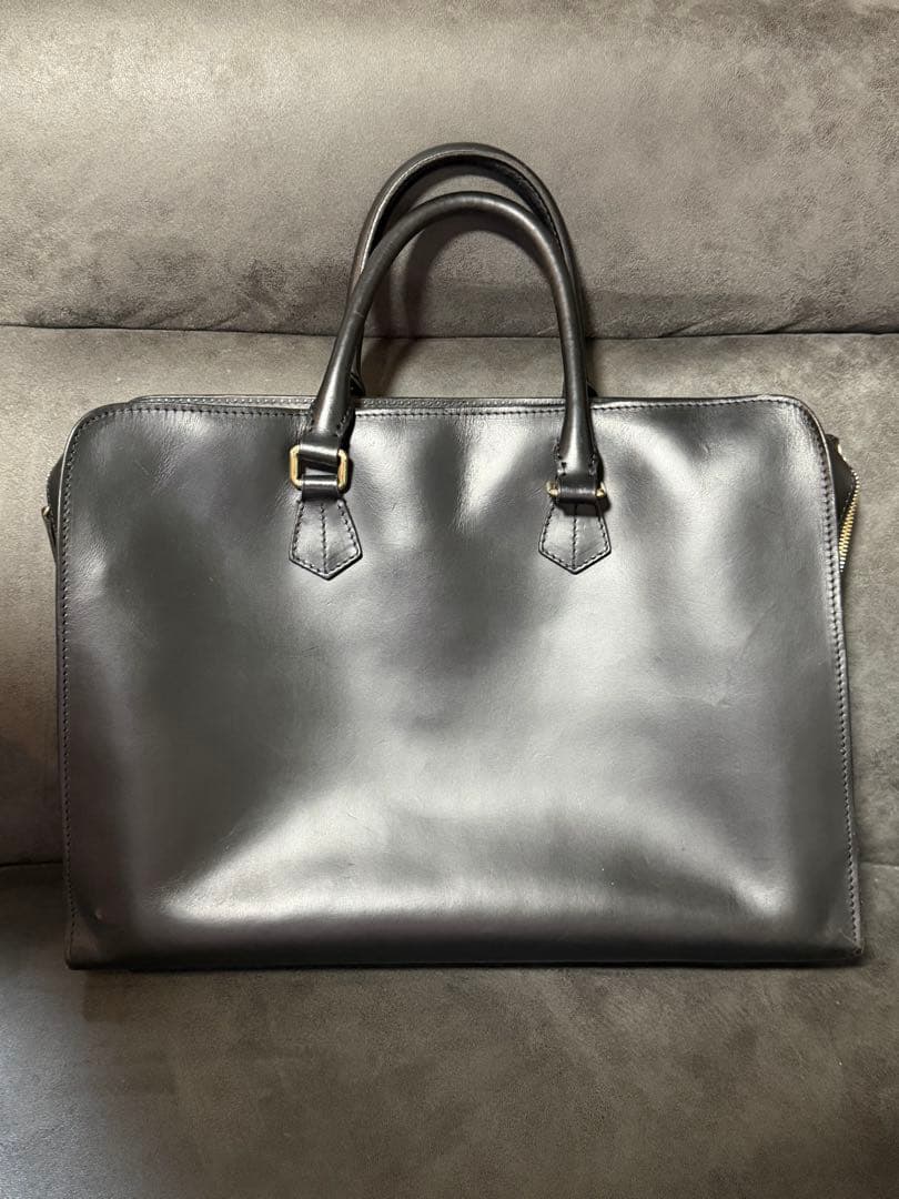 【値下げ】ボルドリーニ　セレリア　ブラックレザー ビジネスバッグ