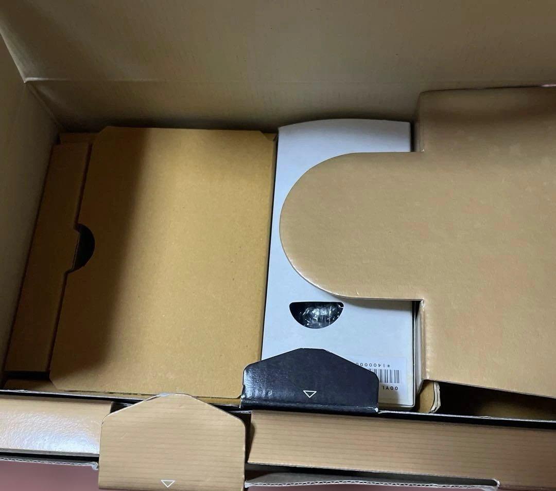 Nikon D3200 デジタル一眼レフカメラ 2レンズセット　電池は本体に