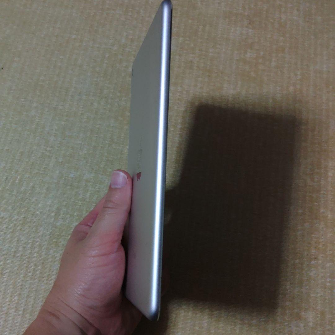 Apple iPad mini4 128GBシルバー 本体