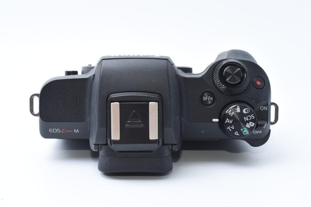 ★美品★ Canon EOS Kiss M 標準レンズセット