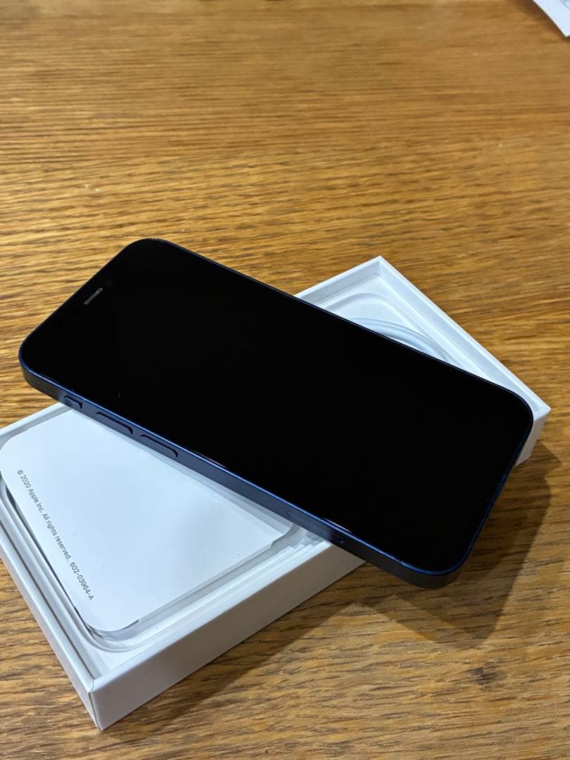 ①iPhone 12mini 128GB iFace ケース付き