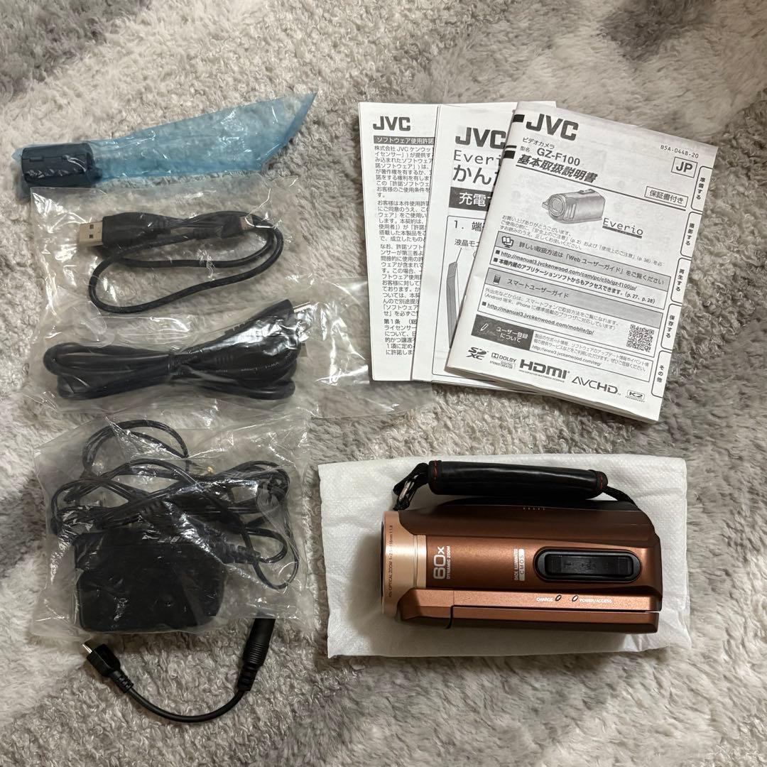 エブリオ　ビデオカメラ　ハイビジョンメモリームービー　GZ-F100