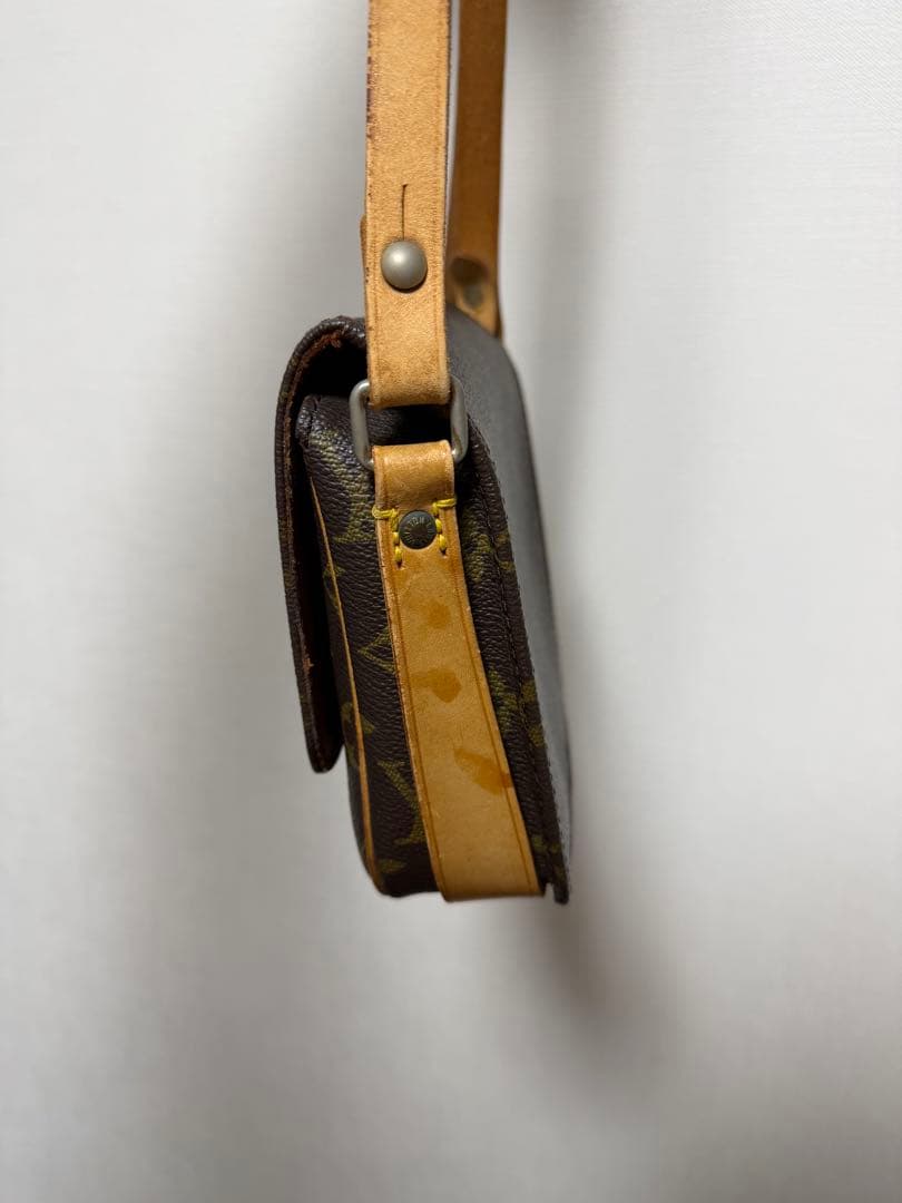 Louis Vuitton ショルダーバッグ　ポーチ