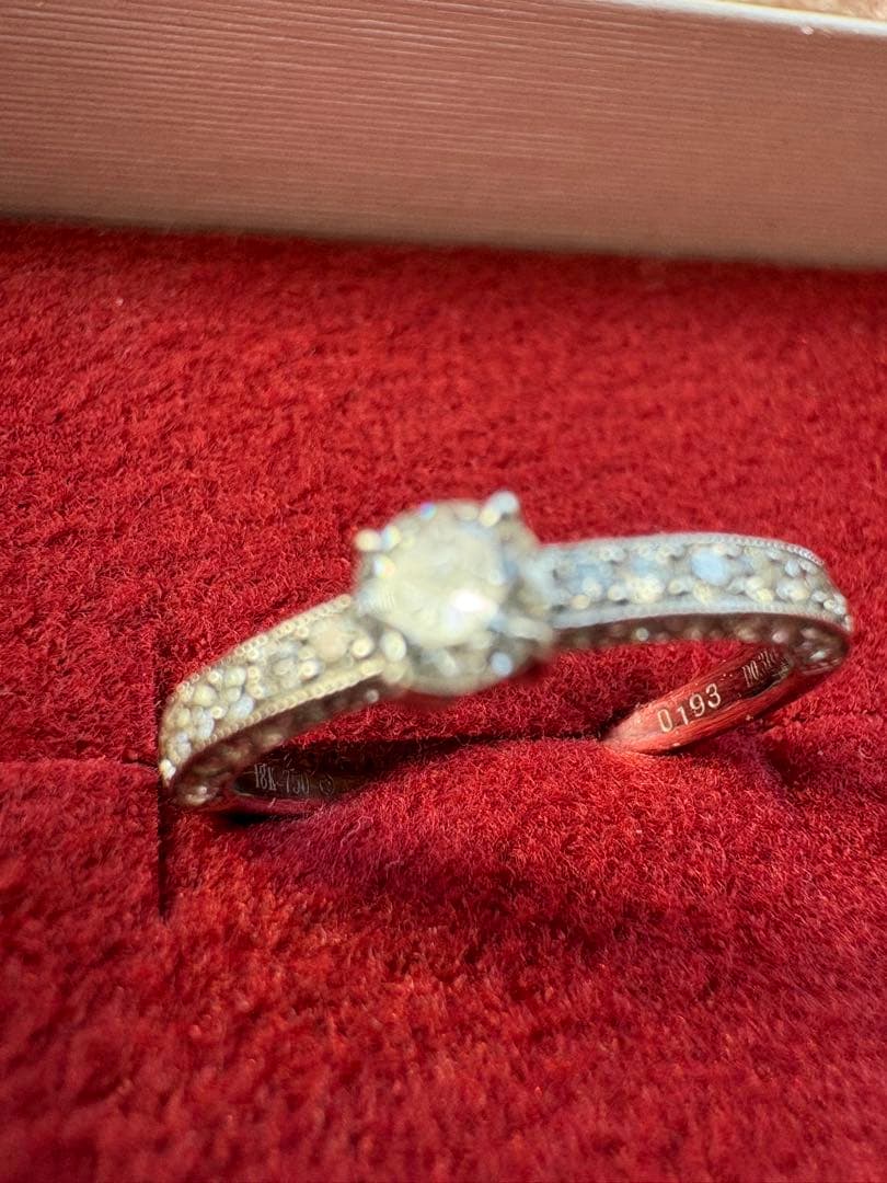 ダイヤモンドリング k18 WG