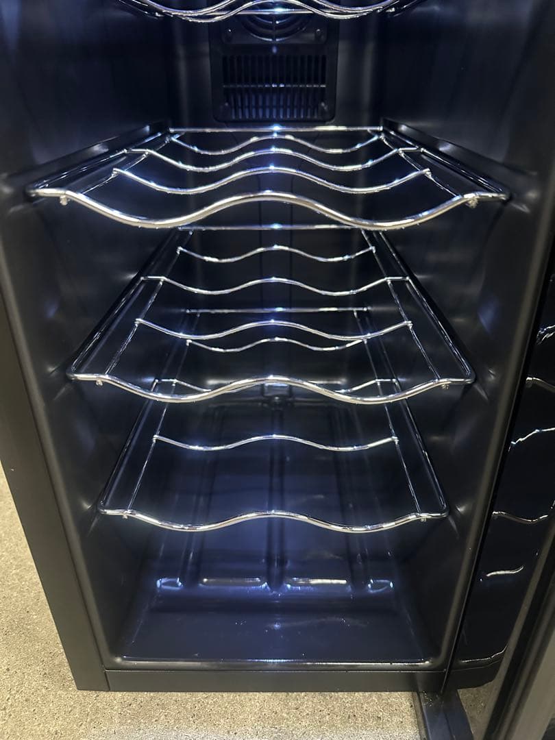 【アイリスオーヤマ】ワインセラー 12本33L ペルチェ式 PWC-331P-B