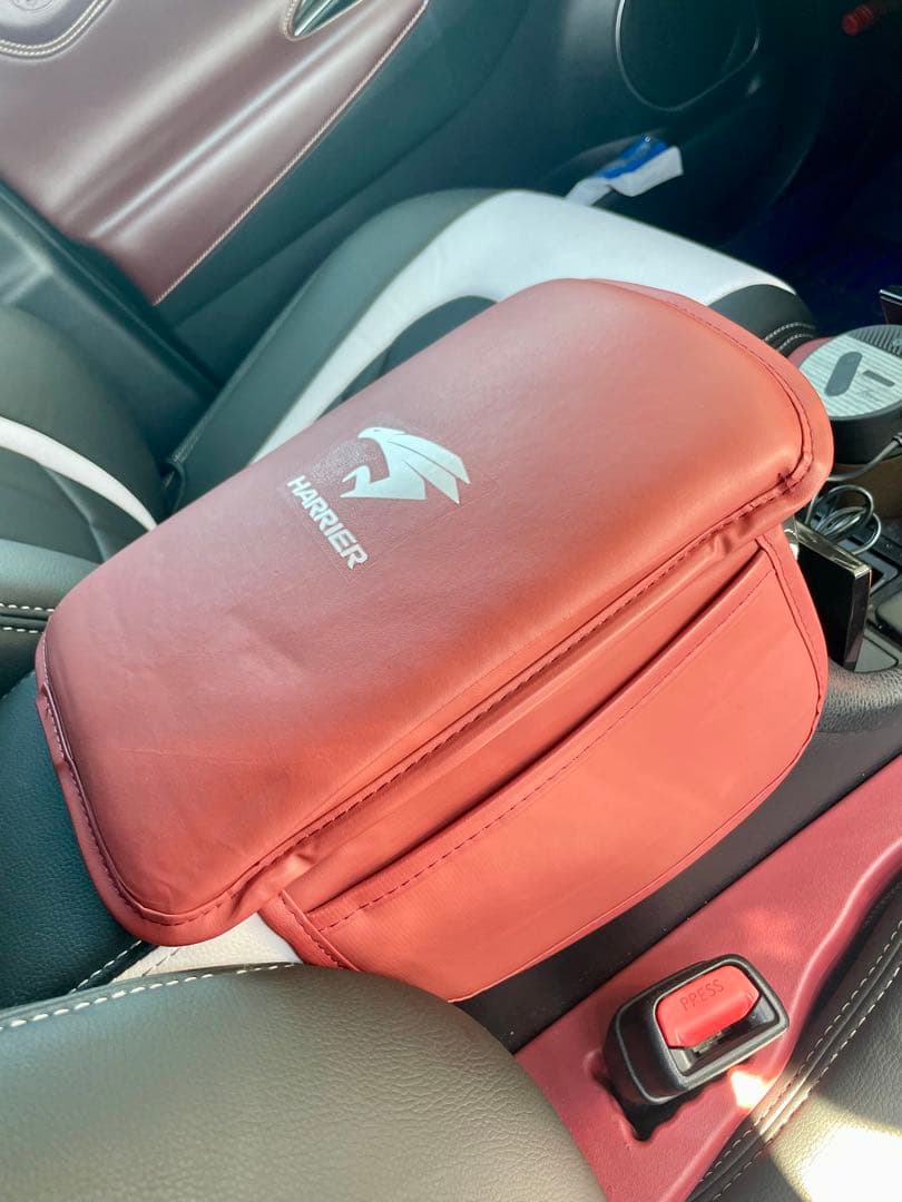 60ハリアー SIXTH SENSE ナビバイザー＆アームレストカバー 2点