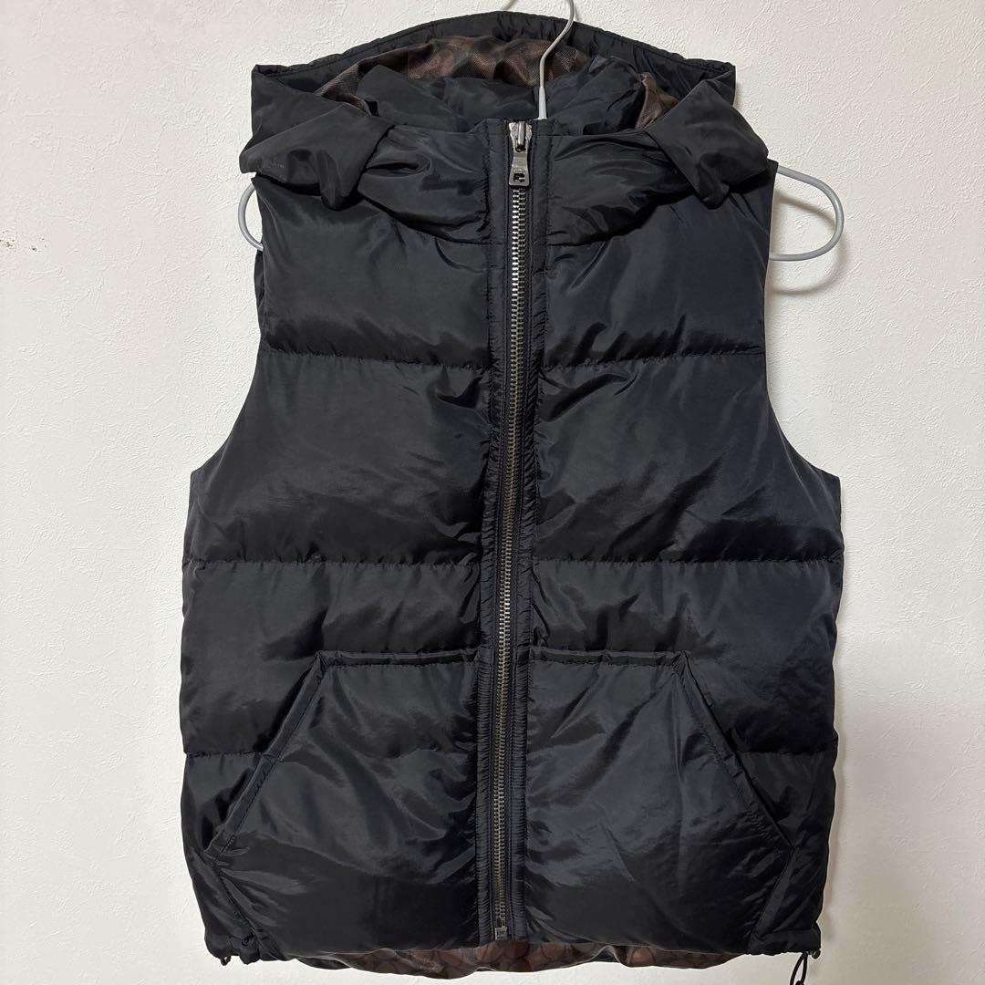 COACHブラックダウンベスト