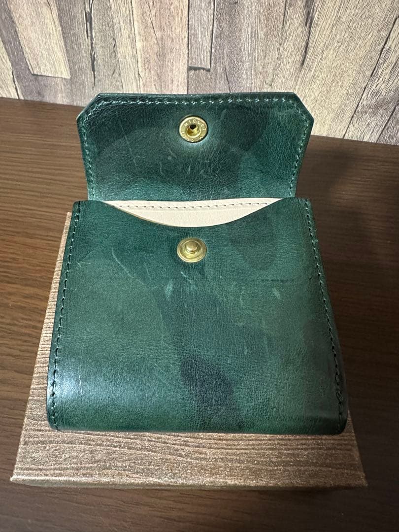 BEER BELLY 迷彩グリーン　二つ折財布