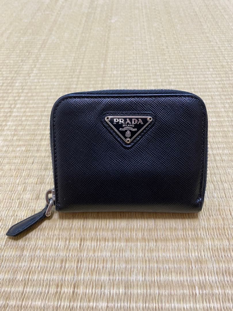 PRADAプラダ ケース 三角ロゴ サフィアーノレザー　美品