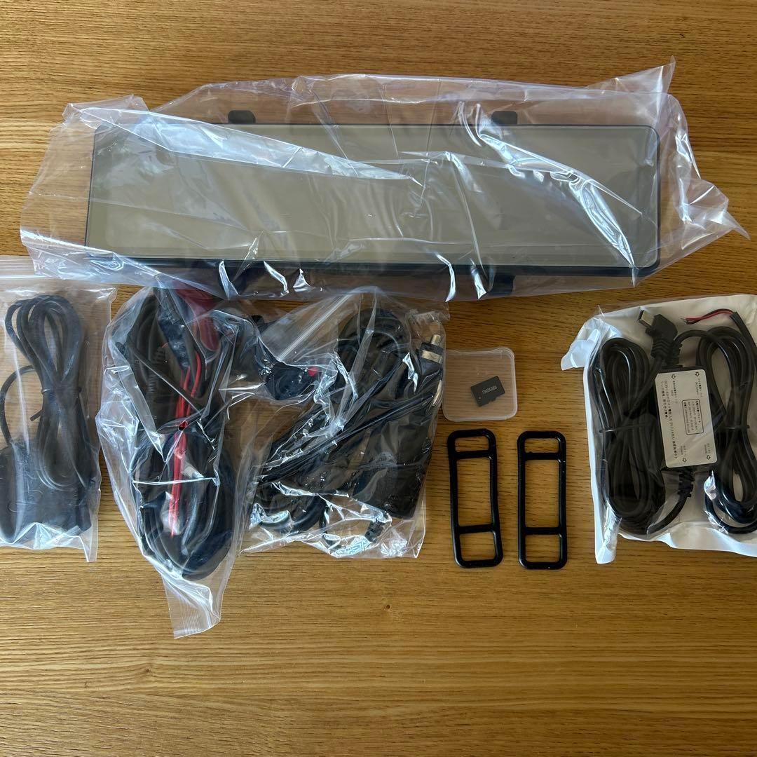 4K ドライブレコーダー ミラー型 11インチ　32GB前後170度超広角カメラ