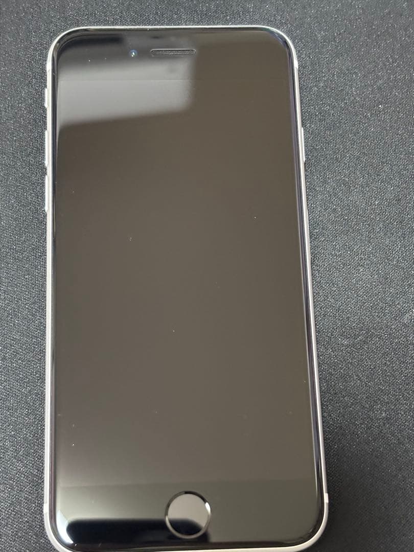 iPhoneSE2 ホワイト　容量128GB