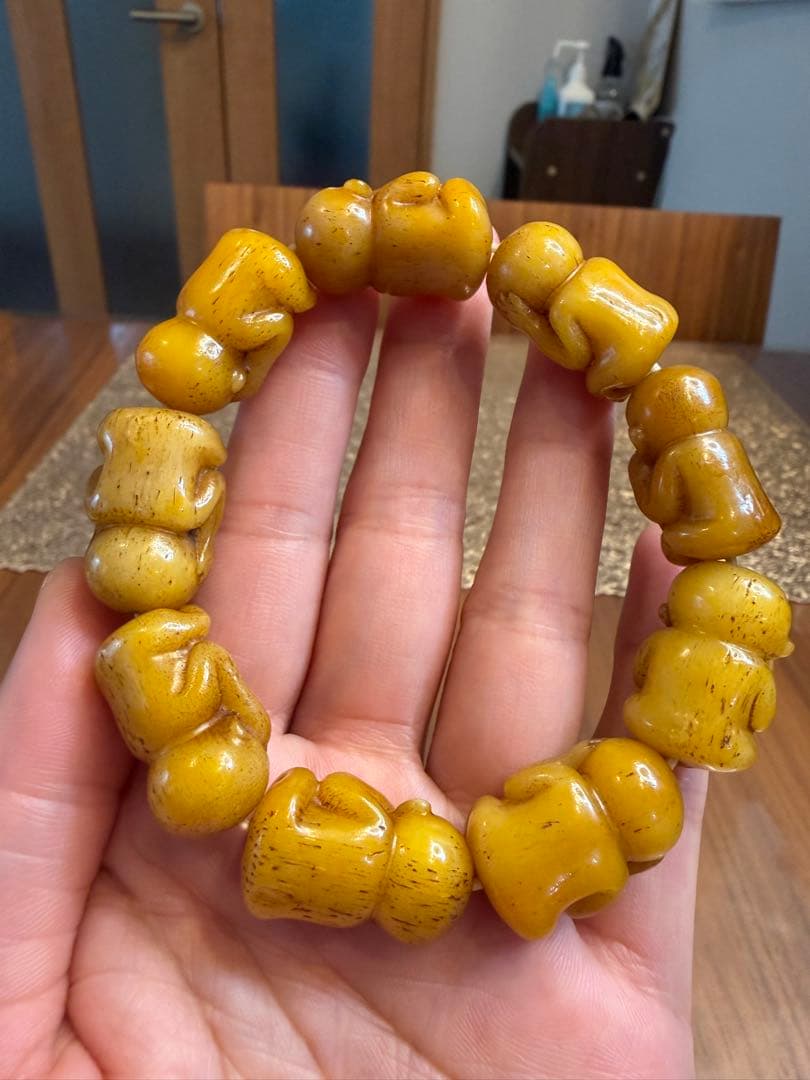 V-1065-3 文玩　天然ラクダ骨　猿彫り　ブレスレット　開運　お守り　魔除け