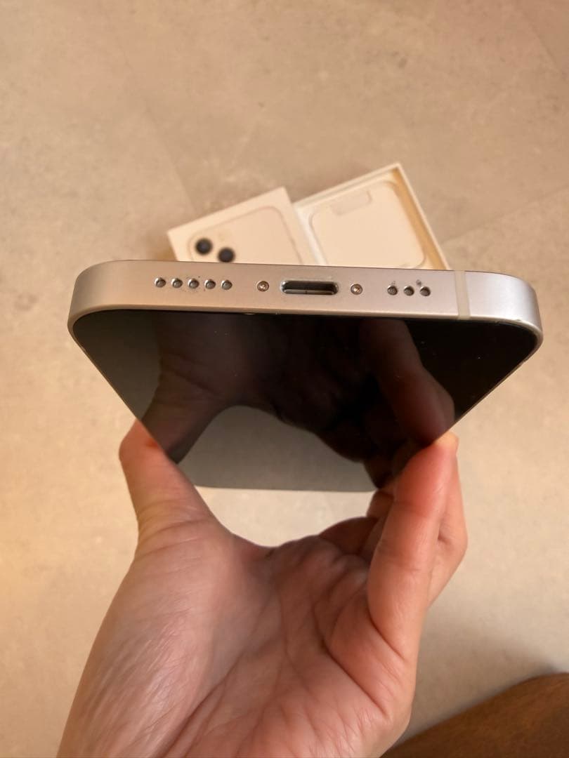 【美品】iPhone13 本体（箱付き） 128GB ホワイト