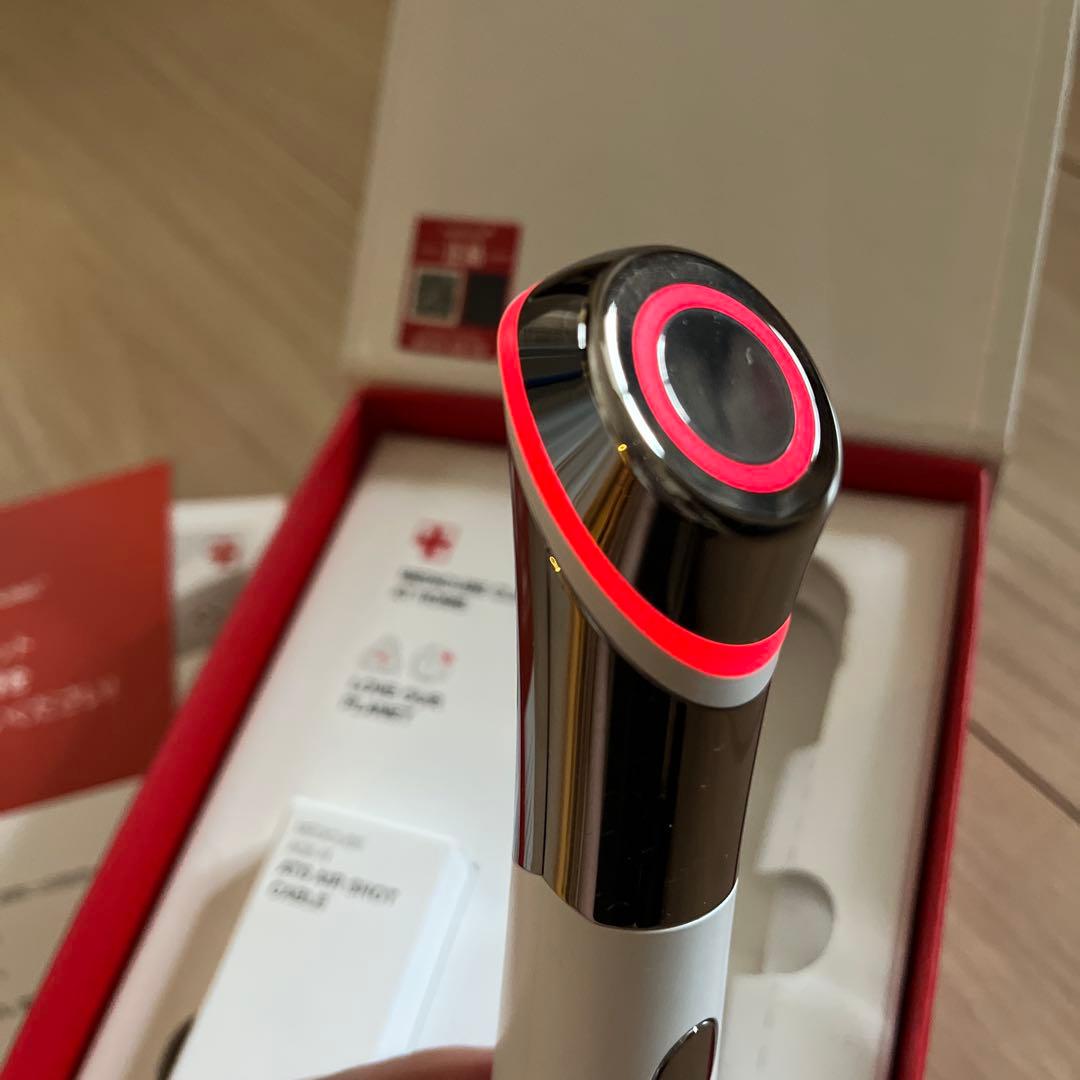 メディキューブMEDICUBE AGE-R ￼ダーマペン美顔器