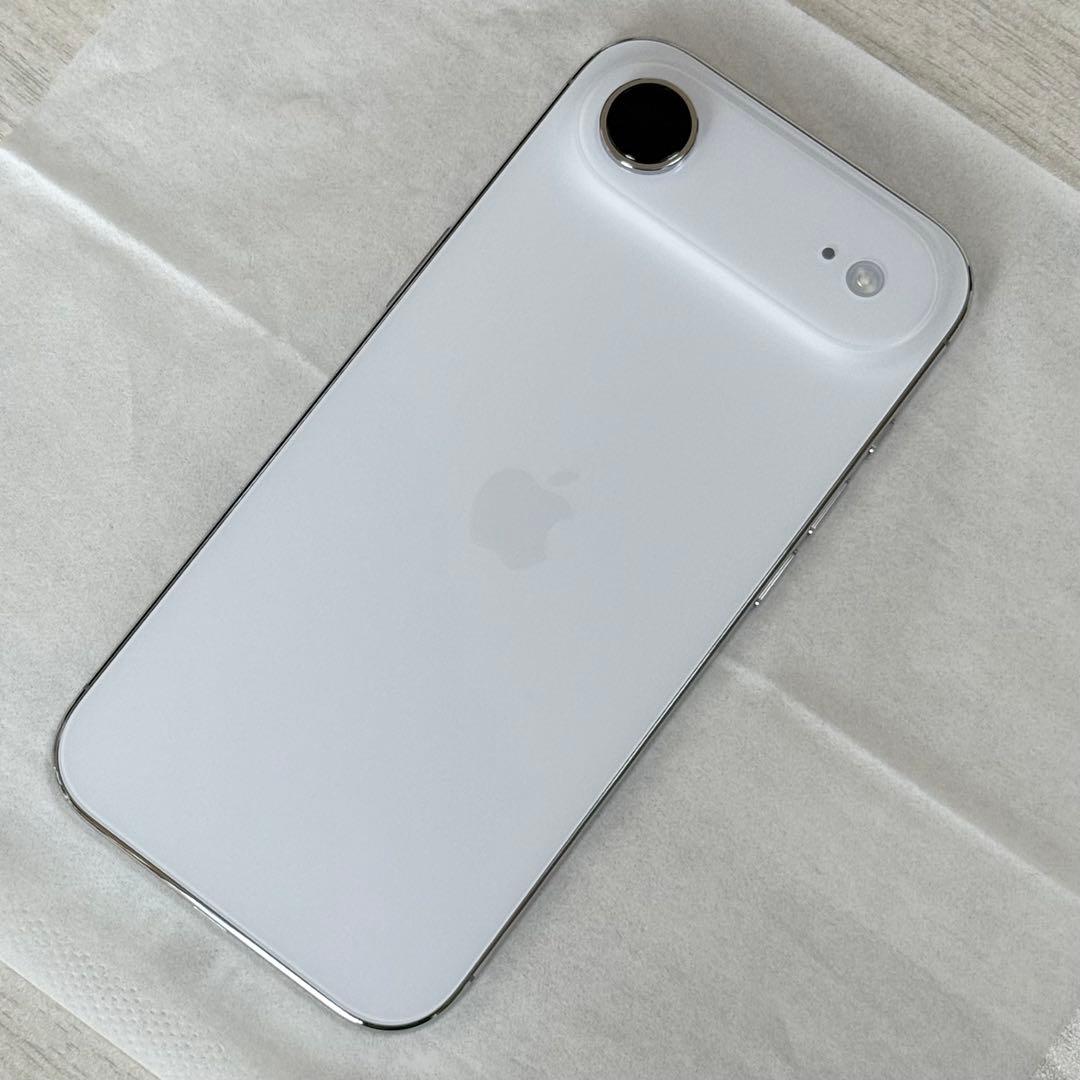 iPhone Air クラウドホワイト 512GB