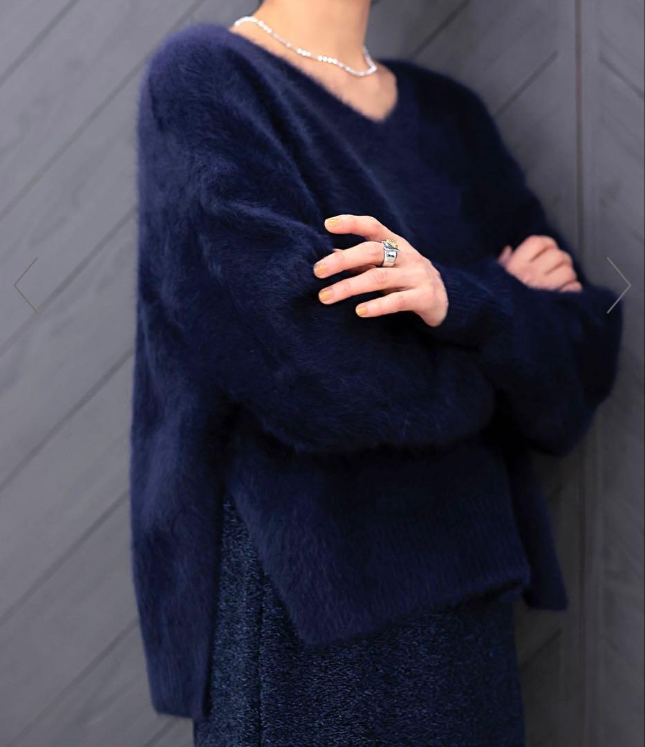 美品　フォックスカシミヤ Vネックプルオーバー　ネイビー