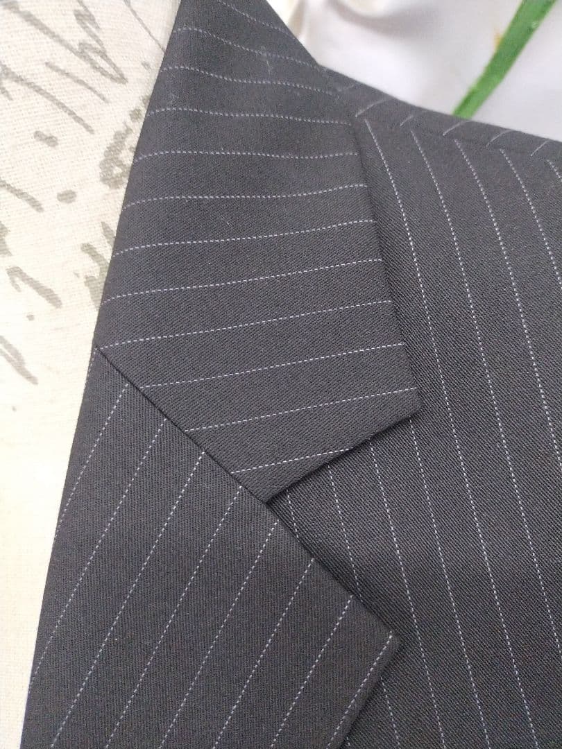 超美品 アンタイトル 大きいサイズ 42 2ボトムスーツ クロ ストライプ