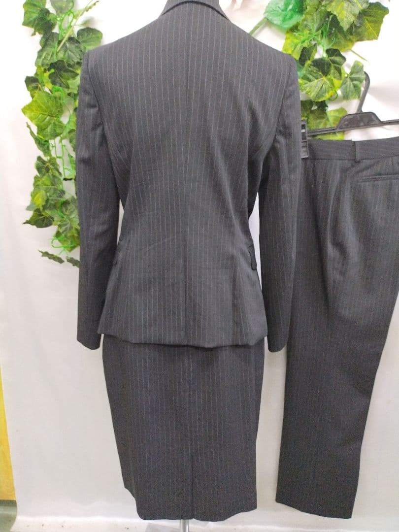 超美品 アンタイトル 大きいサイズ 42 2ボトムスーツ クロ ストライプ