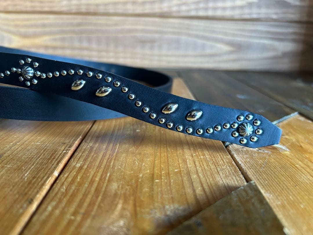 スタッズナローベルト18mm幅ダブルリーフhtcナロー好き