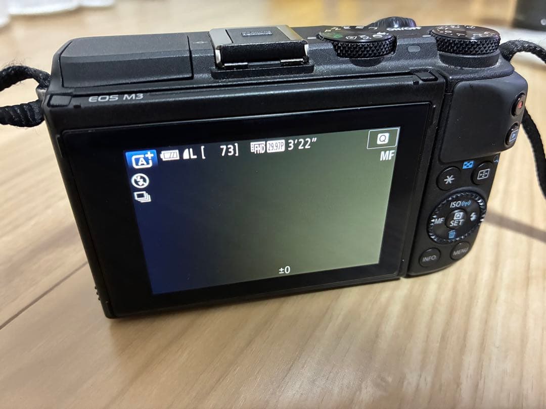 キャノン Canon EOS M3 ブラック ミラーレス一眼カメラ