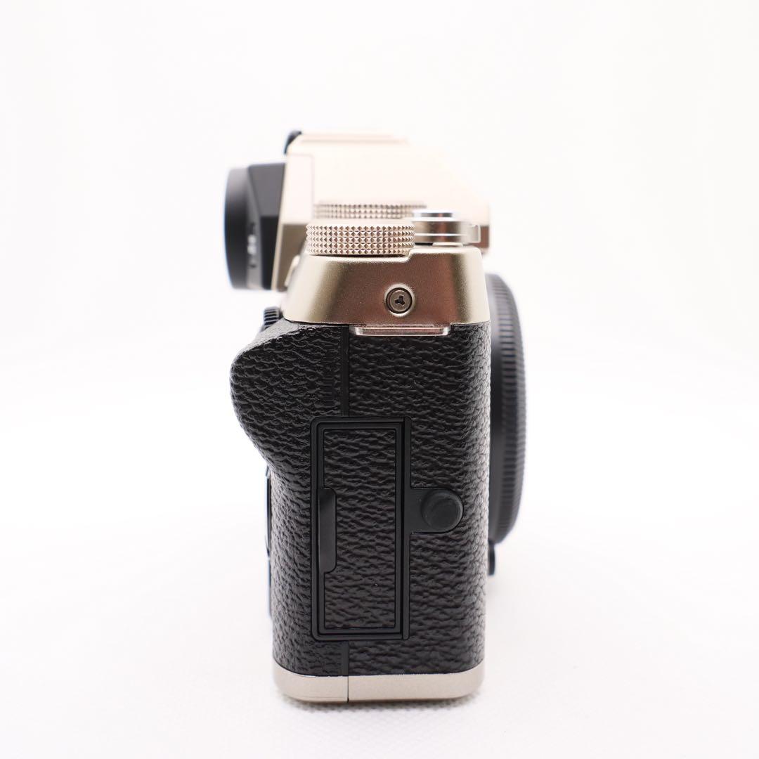 フジフイルム X-T100 ボディ シャンパンゴールド　FUJIFILM