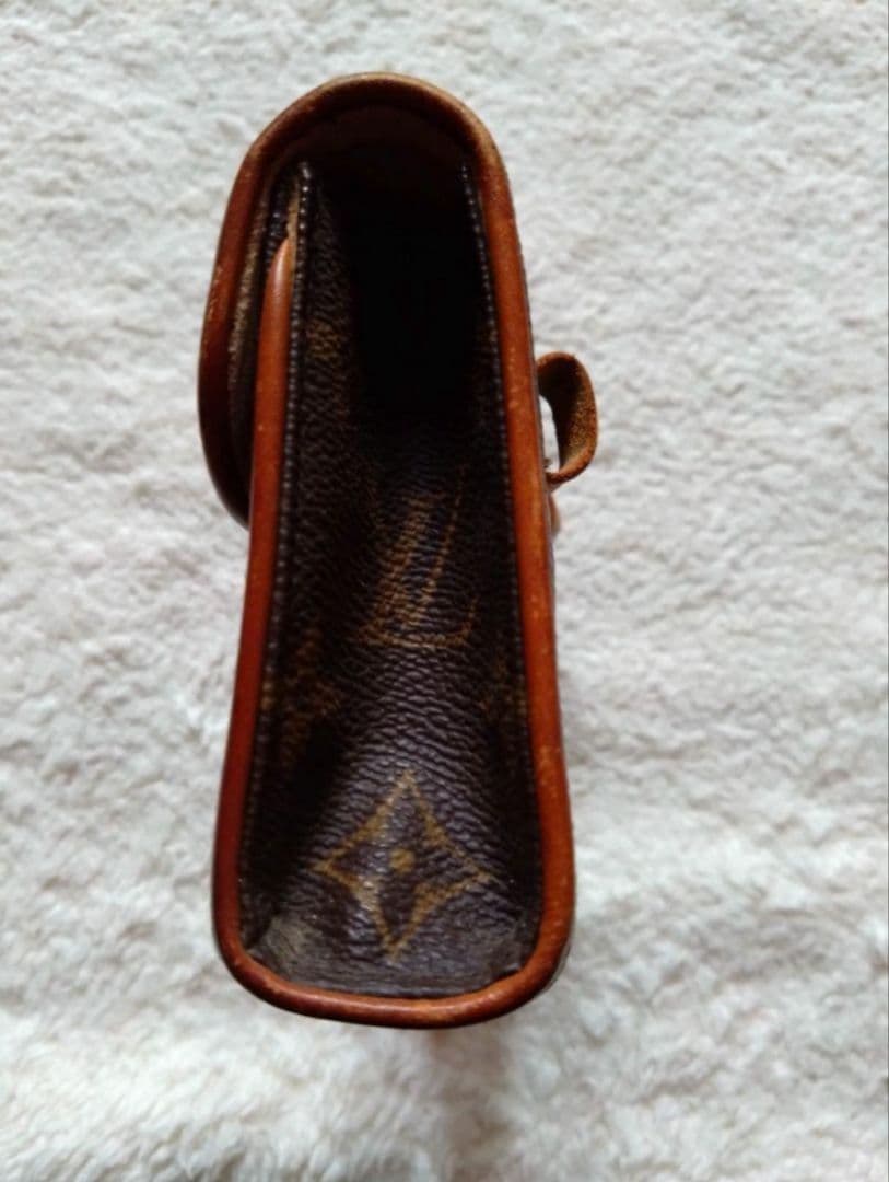 LOUIS VUITTON 鞄 Sサイズ 金具付き