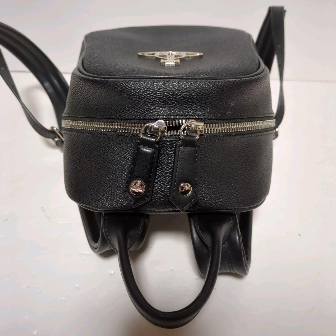 ヴィヴィアンウエストウッド ミニ リュック ブラック オーブ ANNIE アニー