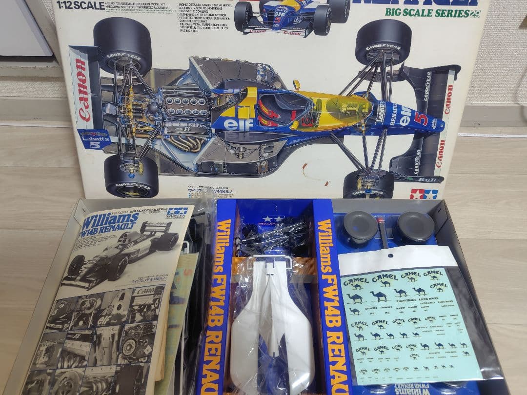 タミヤ　1/12 　プラモデル　ウィリアムズ　FW14B ルノー プラモデル