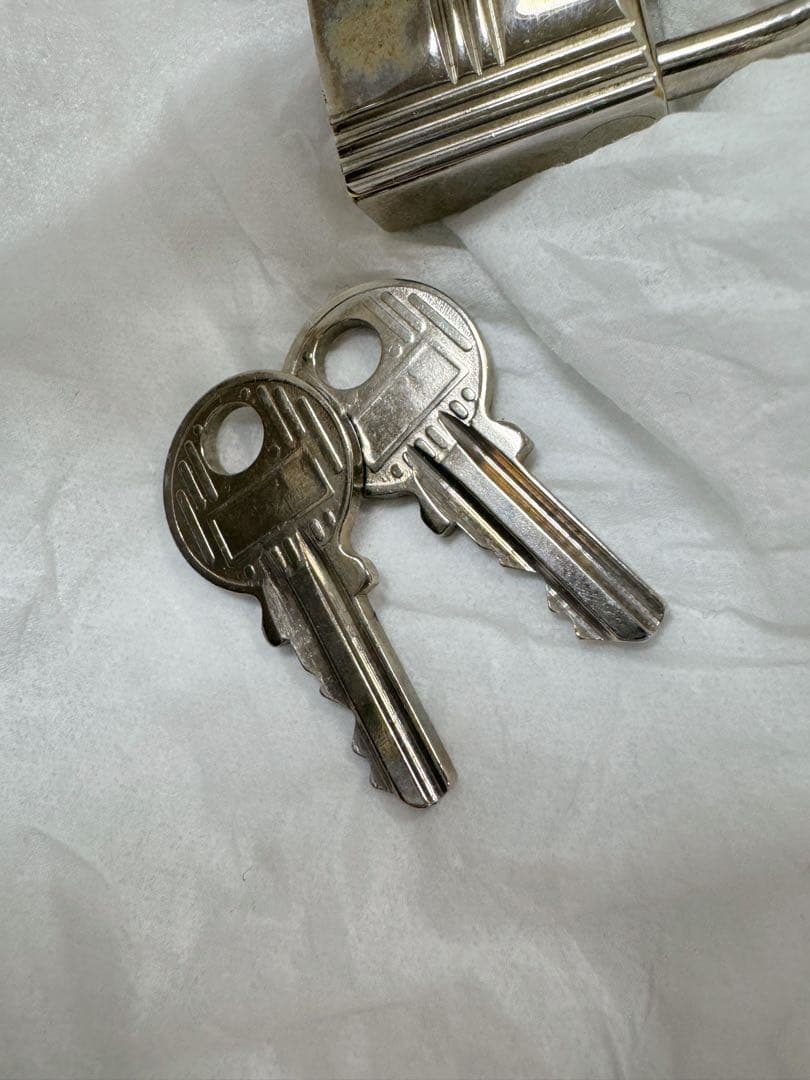 HERMESエルメス カデナ 南京錠 シルバー110番