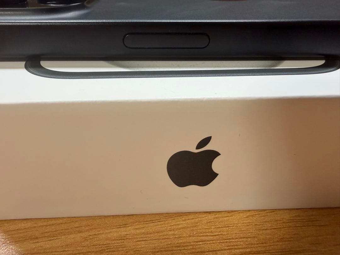 iPhone15 128GB 本体 + ケース