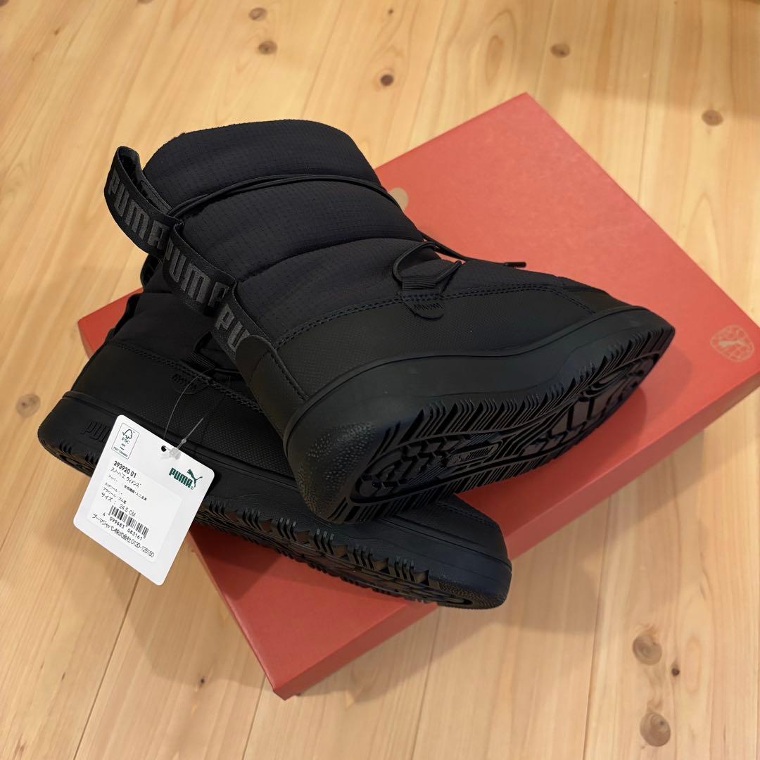 PUMA ブーツ　スノーバエ　24.5センチ