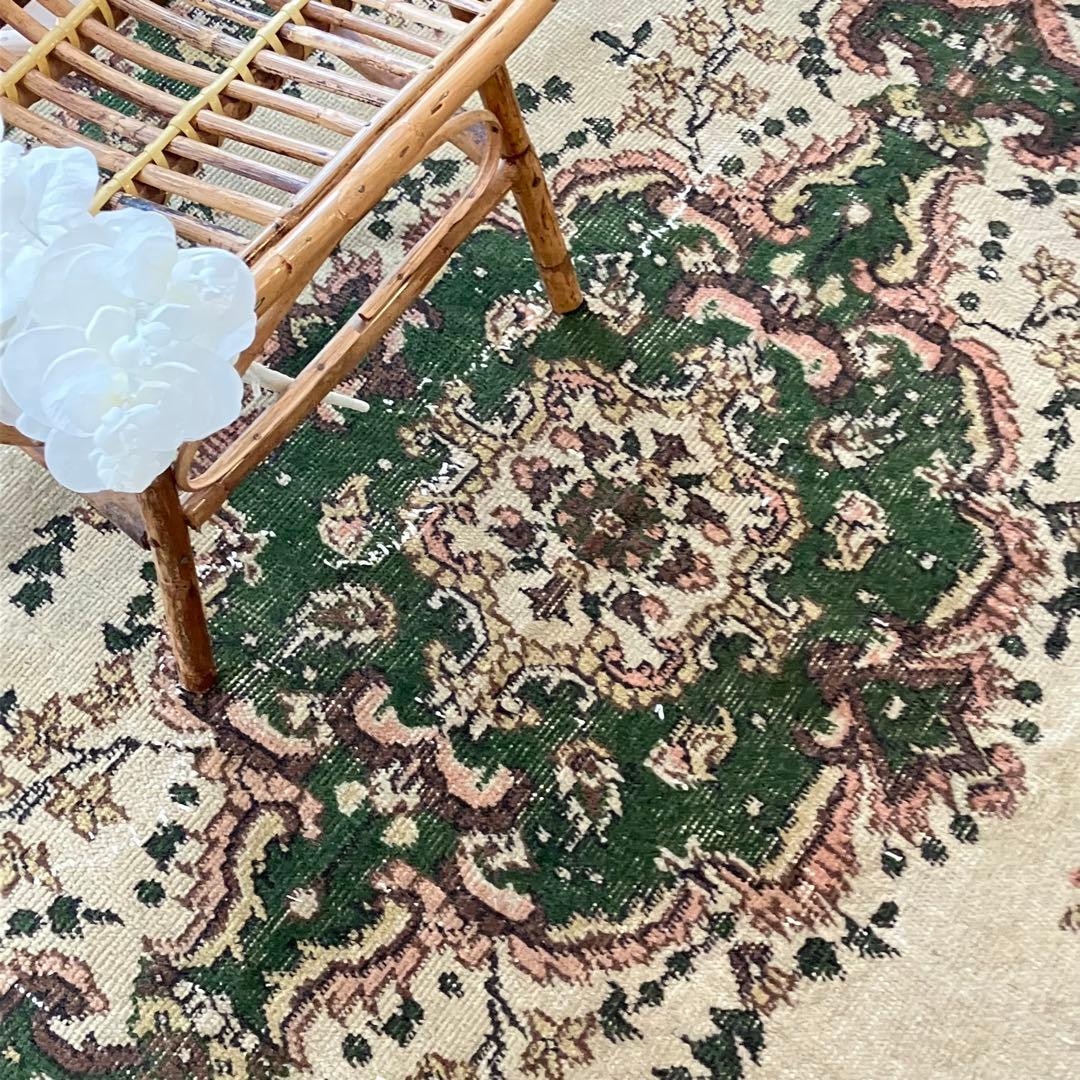 メダリオン113×199カーキ　リッチwool グリーン　トルコヴィンテージラグ