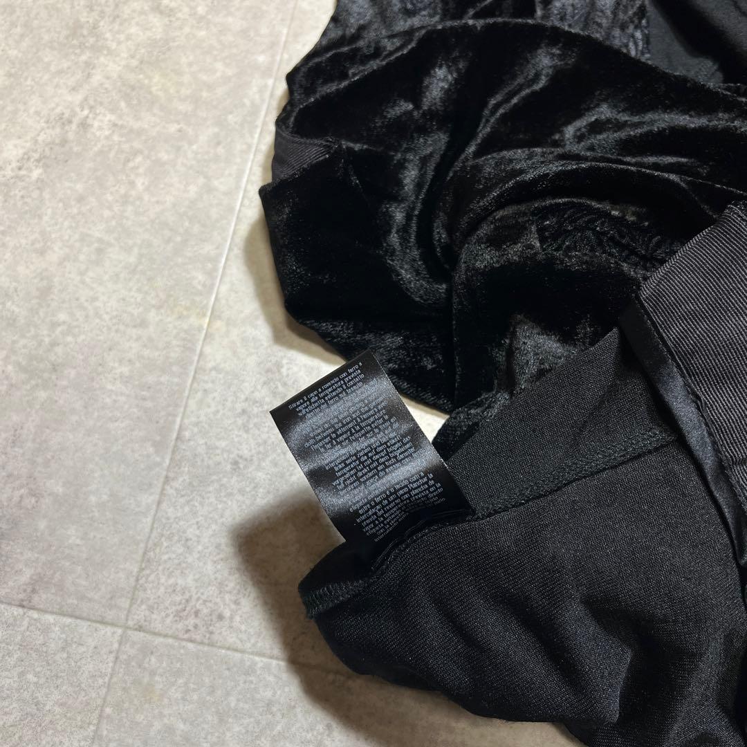 ジョルジオアルマーニGIRGIOARMANIベルベットジレ ベスト黒｜高級感あり