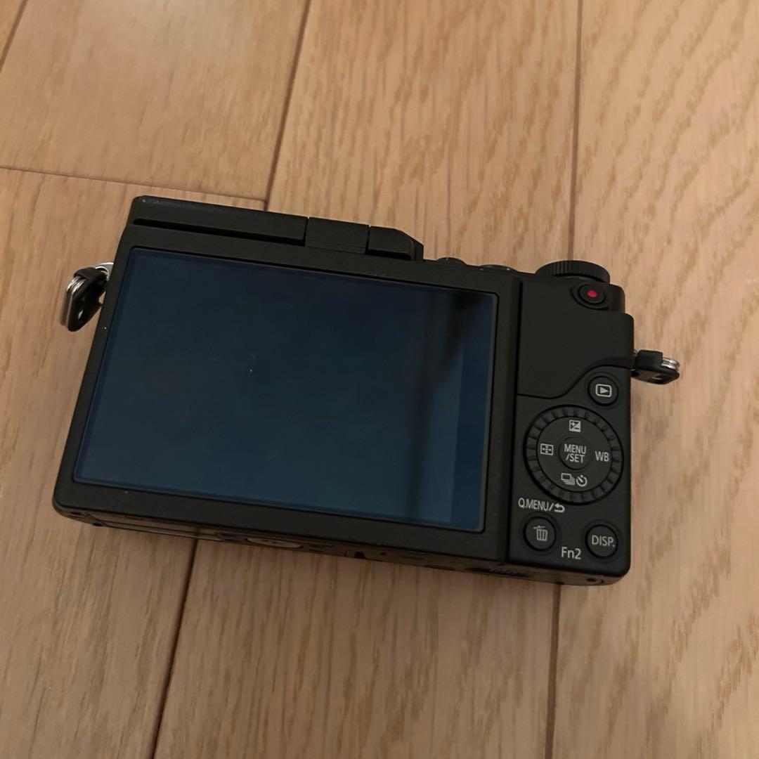 Panasonic LUMIX DC-GF10W デジタル一眼レフカメラ