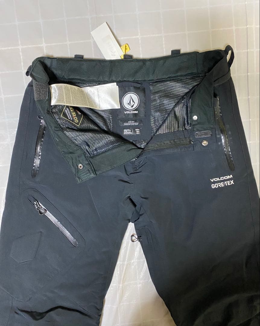 スノーボード VOLCOM L GORE-TEX JACKET&PANT (Black)