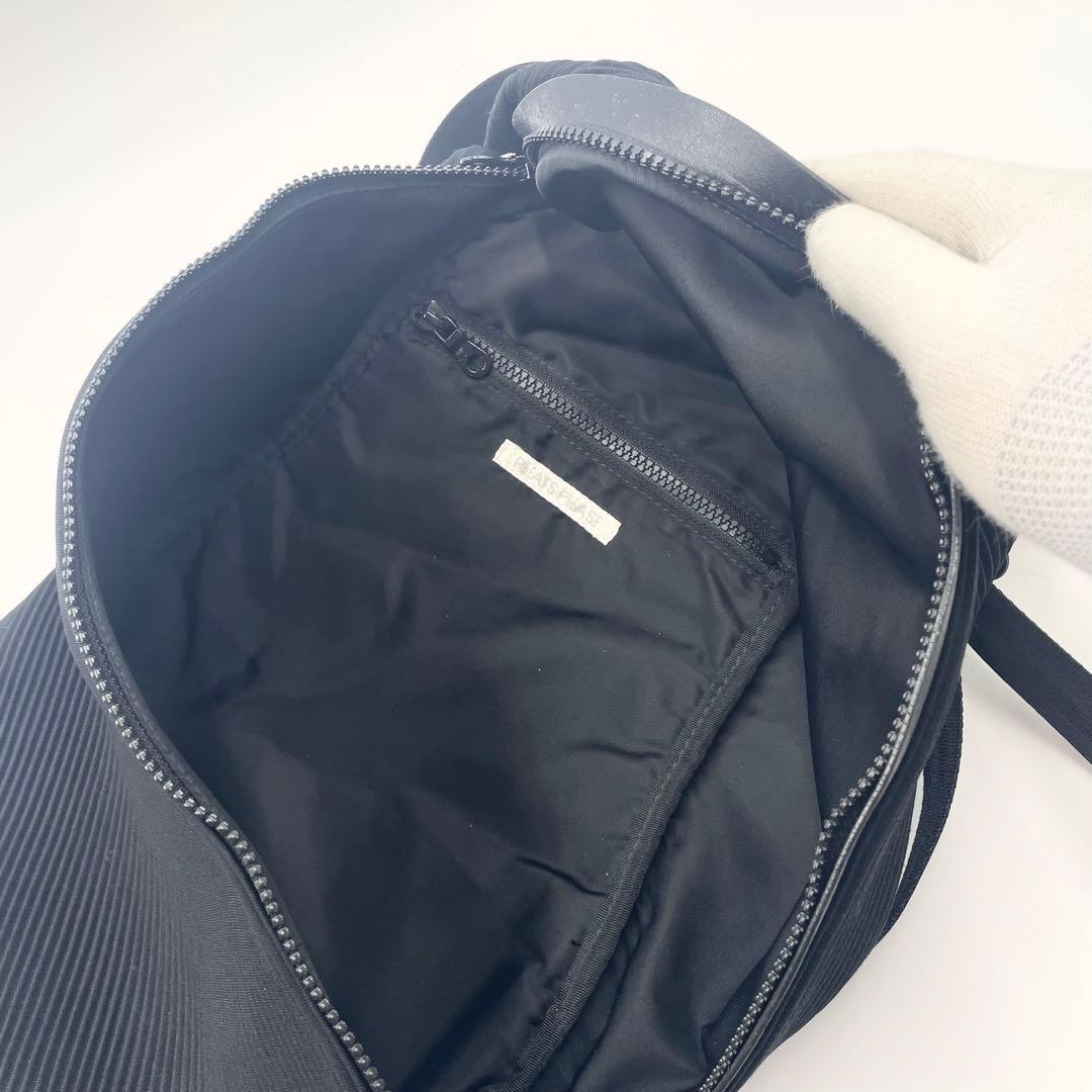 ✨美品✨プリーツプリーズ プリーツ リュック イッセイミヤケ レザー ブラック
