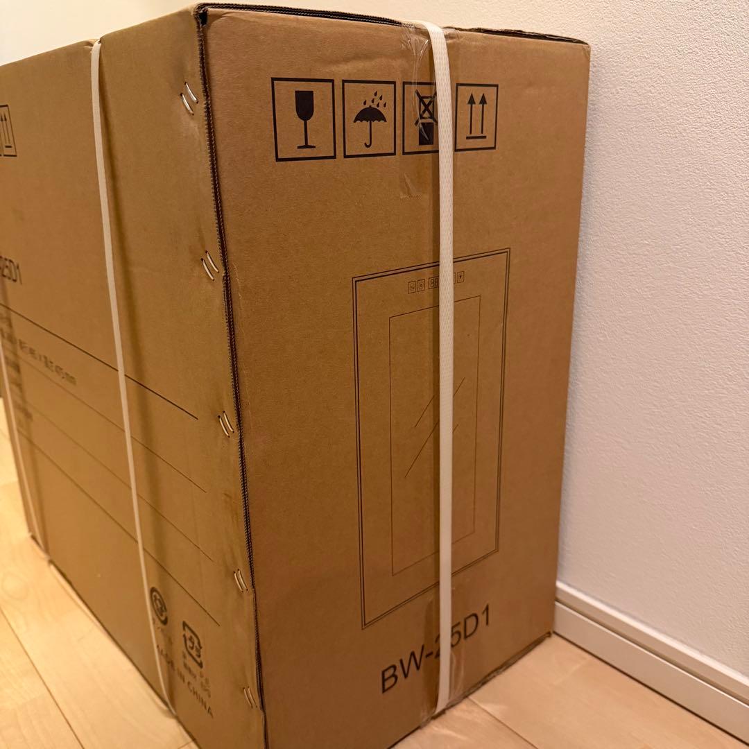 ワインセラー 25L 8本収納 ワインクーラー 缶ビール 日本酒 ペルチェ式