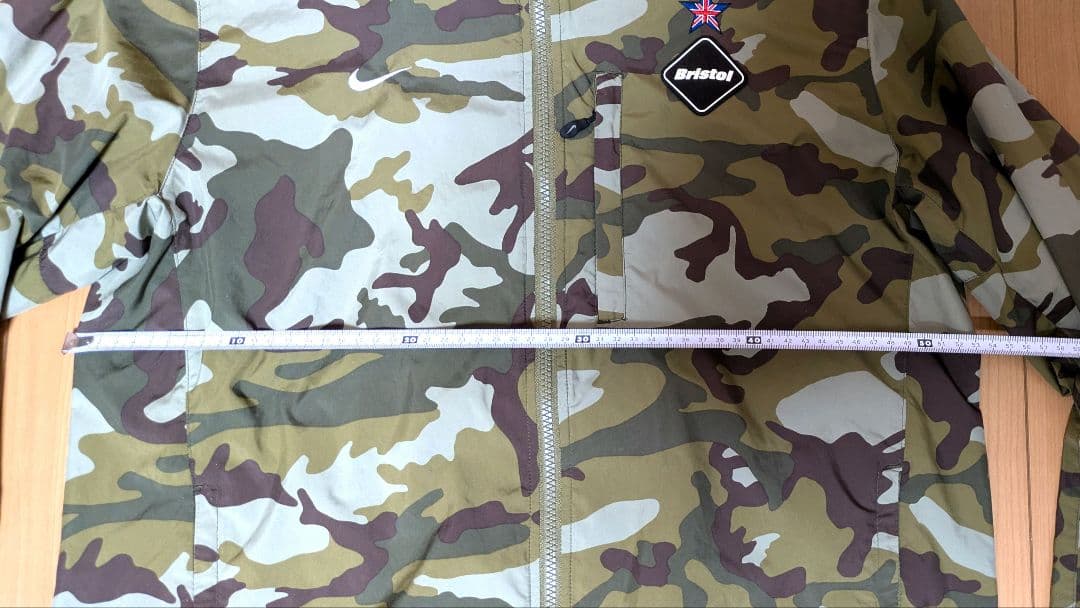 Nike 迷彩柄 ナイロンジャケット F.C. Real Bristol