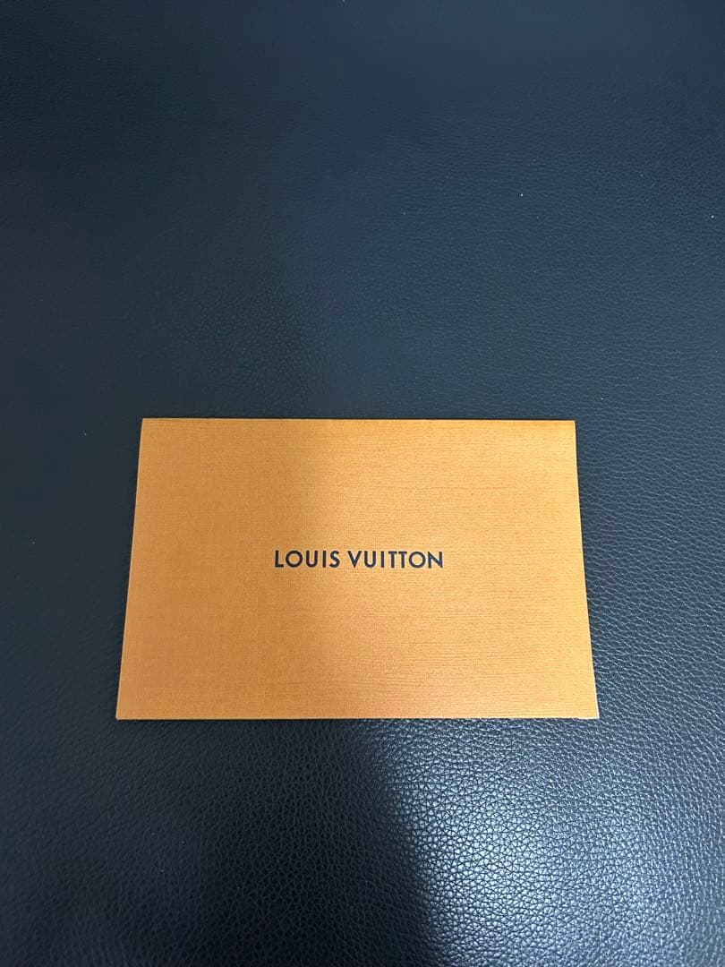 ルイヴィトン タイガ アヴェニュー スリングバッグ レザーバッグ