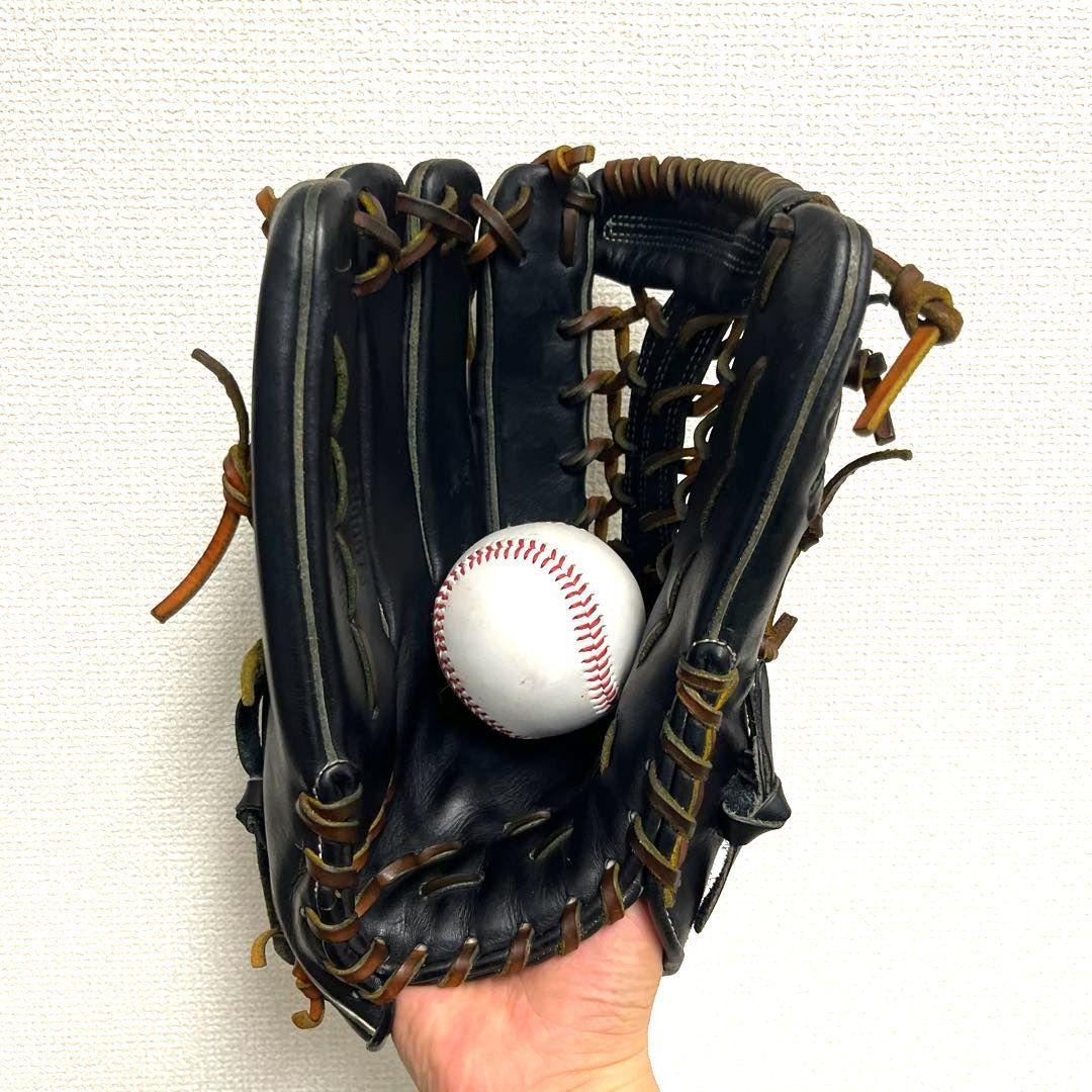 977 アンダーアーマー 極美品 型良 即戦力 硬式 外野手用グローブ 左投げ