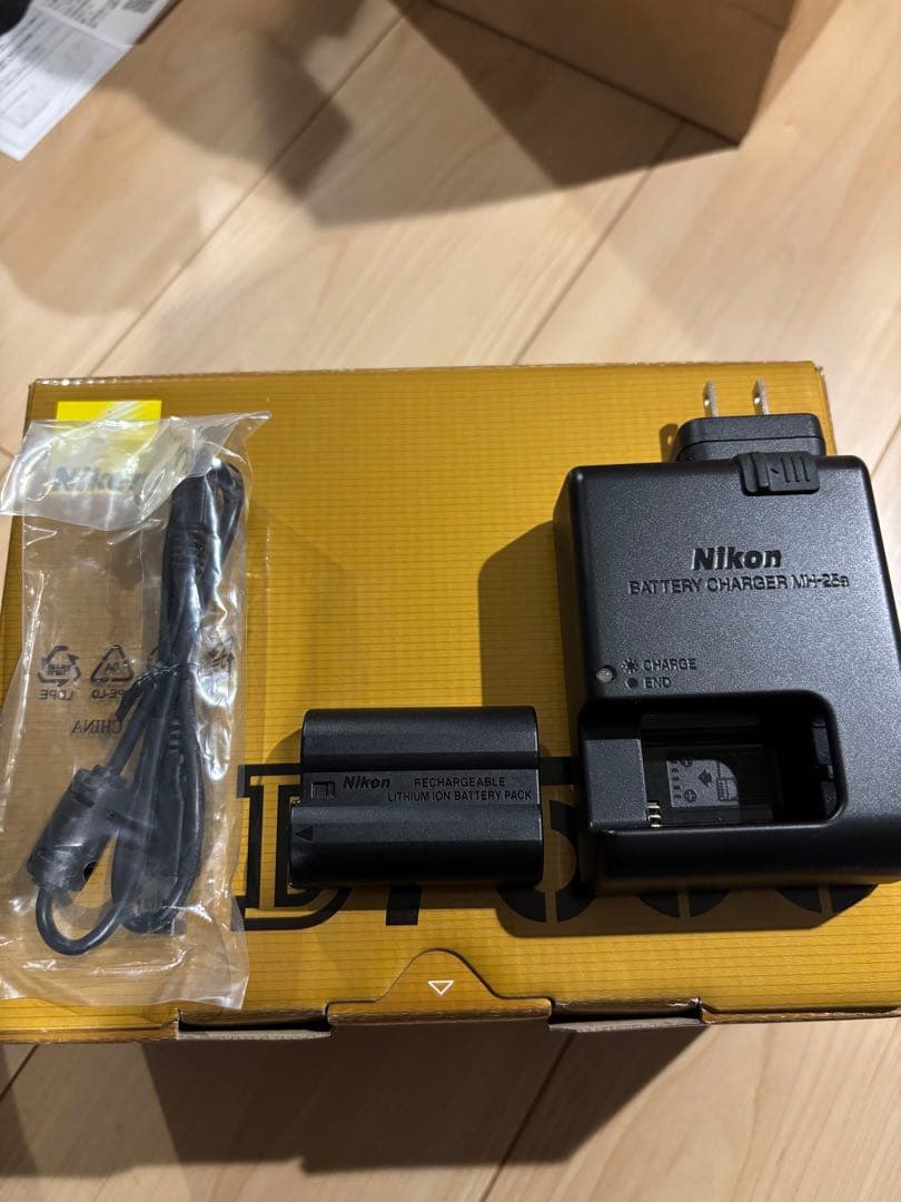 ニコンD7500 ＋NIKKORレンズDX18-300mm f3.5-6.3G